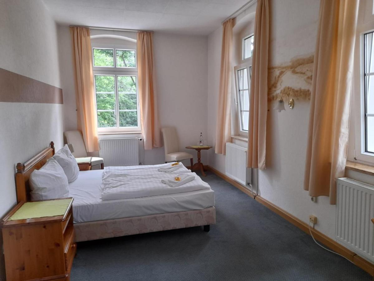 Hotel Am Kreischaer Park المظهر الخارجي الصورة